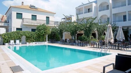 Hotel Kyparissia Beach
