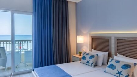 Hotel Rossis Beach