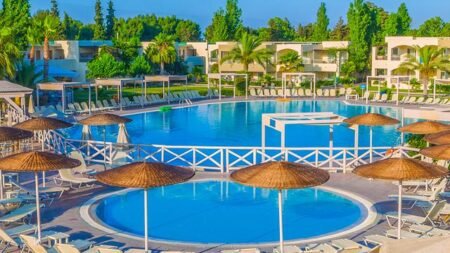 Kipriotis Maris Suites