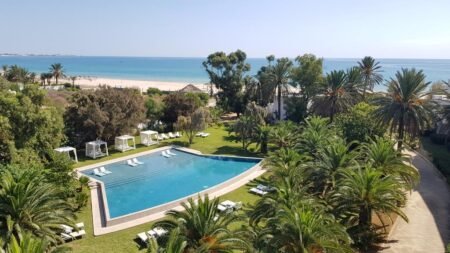 Oceana Suites