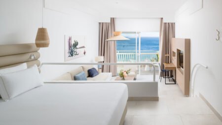 Plus Fariones Suite Hotel