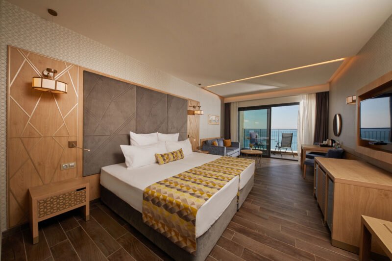 Secrets Sunny Beach Resort & Spa