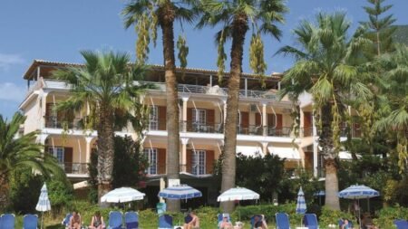 Palm Trees Hotel