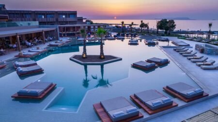 Senseana Sea Side Resort & Spa