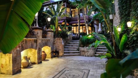 Tuvana Hotel