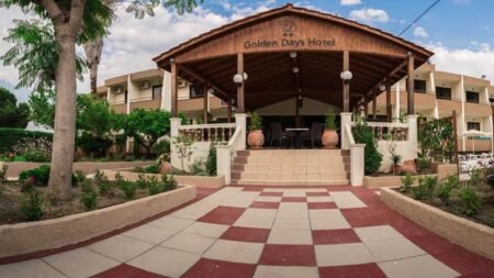 Golden Days Aparthotel
