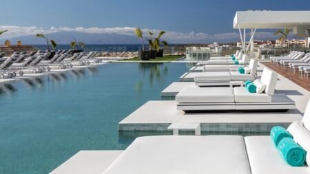 Hotel Royal Hideaway Corales Suites