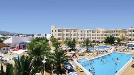 Coral Star Hotel & Apartments