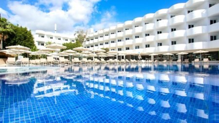 Sentido Fido Tucan Adults Only