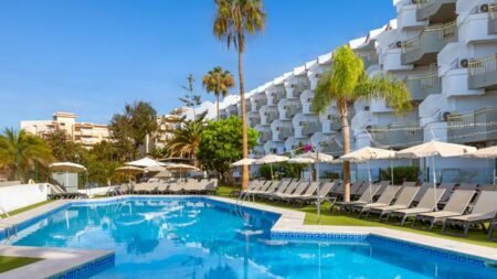 Playa Olid Suites and Apartments