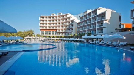 TUI BLUE Sensatori Akra Sorgun