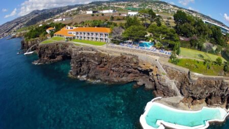 Albatroz Beach & Yacht Club