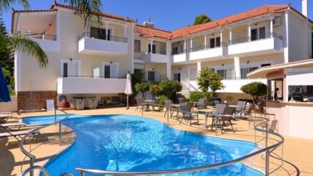 Aparthotel Theoxenia