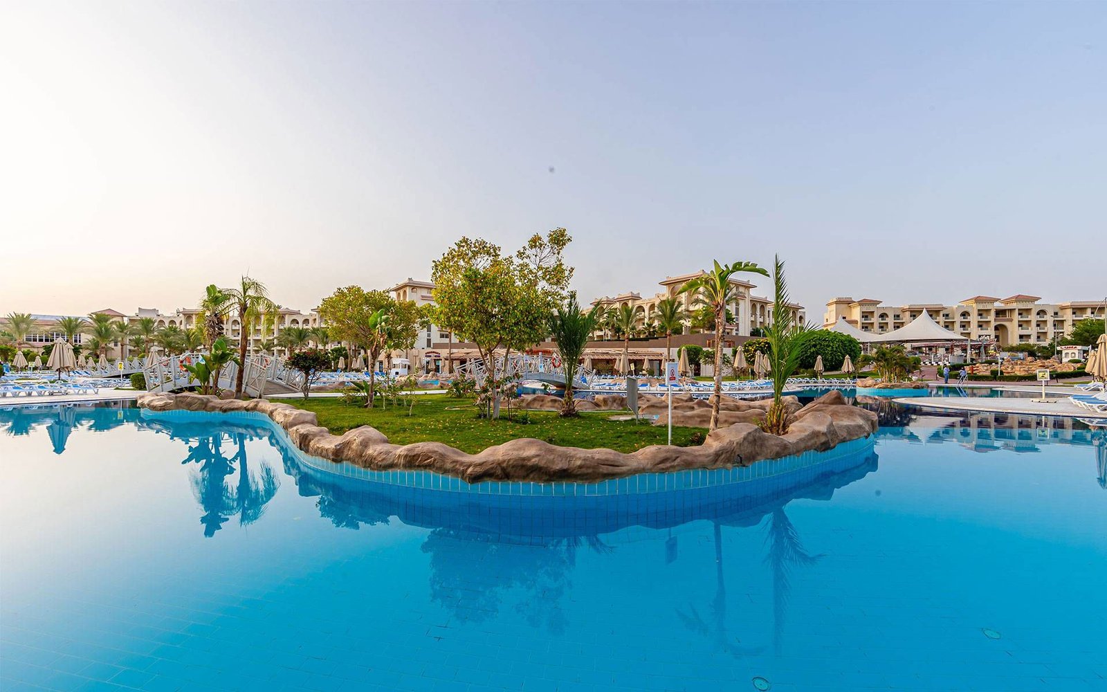 Serenity Alma Resort (ex. Serenity Fun City)