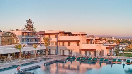 Hotel Paralos Kosta Alimia