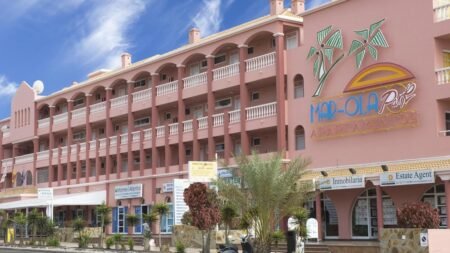 Marola Park Apartmentos