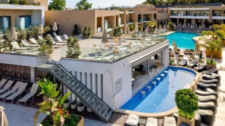 White Olive Elite Laganas