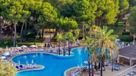 Caprice Vell Mari Hotel & Resort