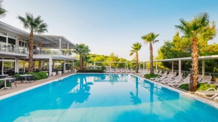 Gava Waterman Island Cottages