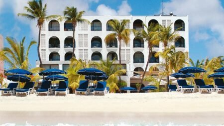 Holland House Beach Hotel