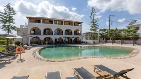 Serenity Luxury Hotel Agrilia